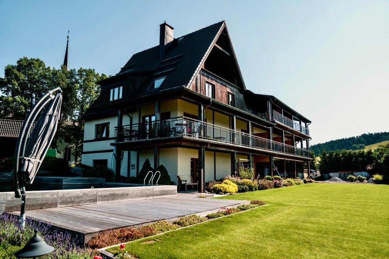 Hotel Penzion Frymburk Zewnętrze zdjęcie